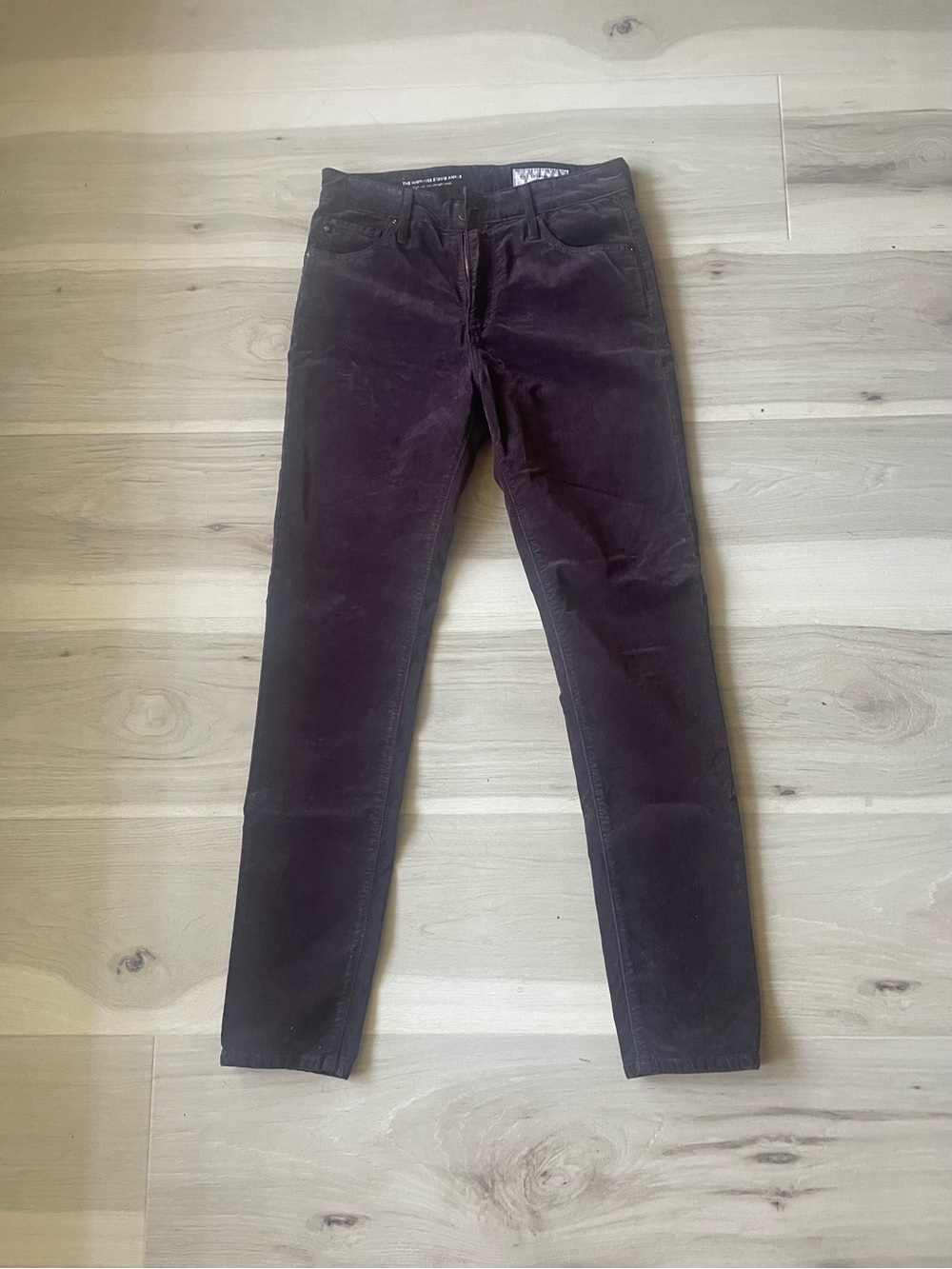 AG Adriano Goldschmied Skinny Jeans in Plum